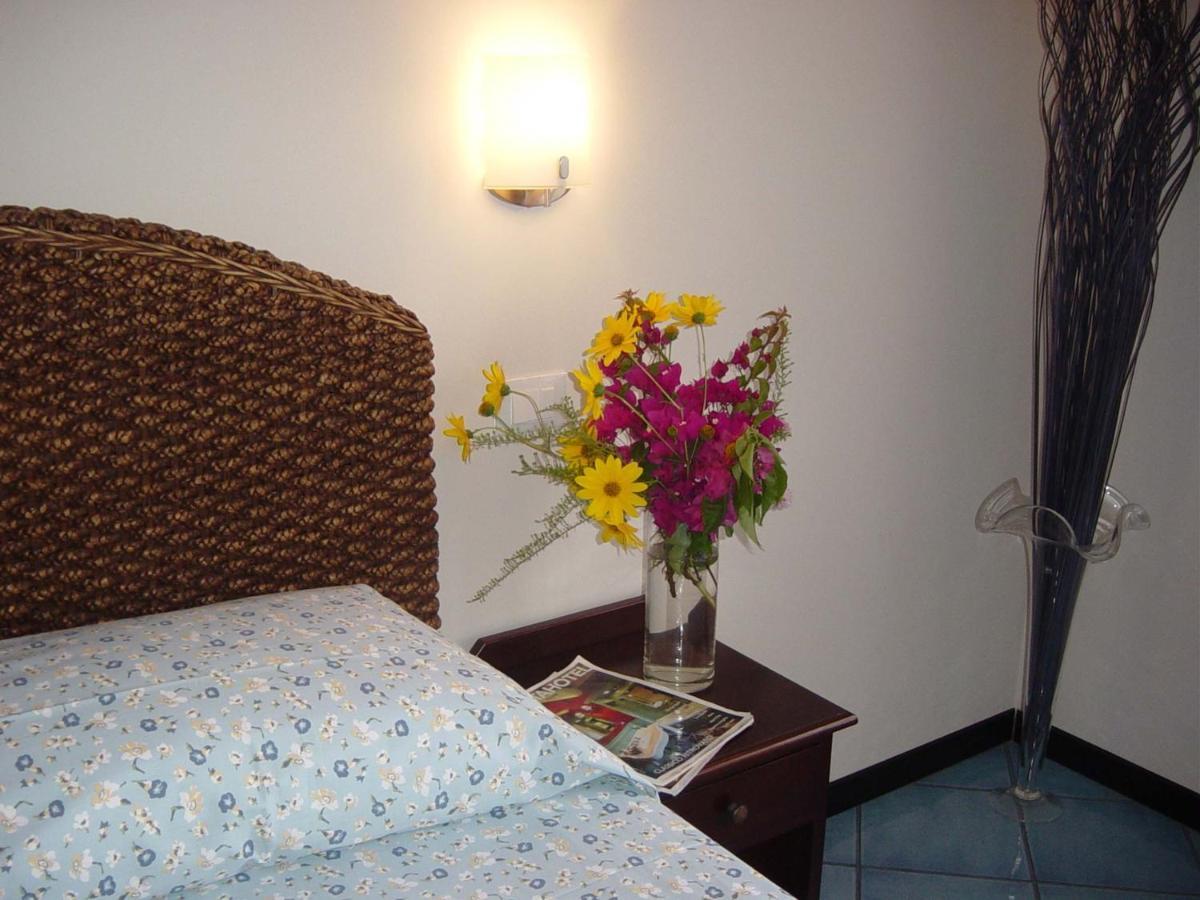 Oltremare Residence Hotel Lipari  Værelse billede